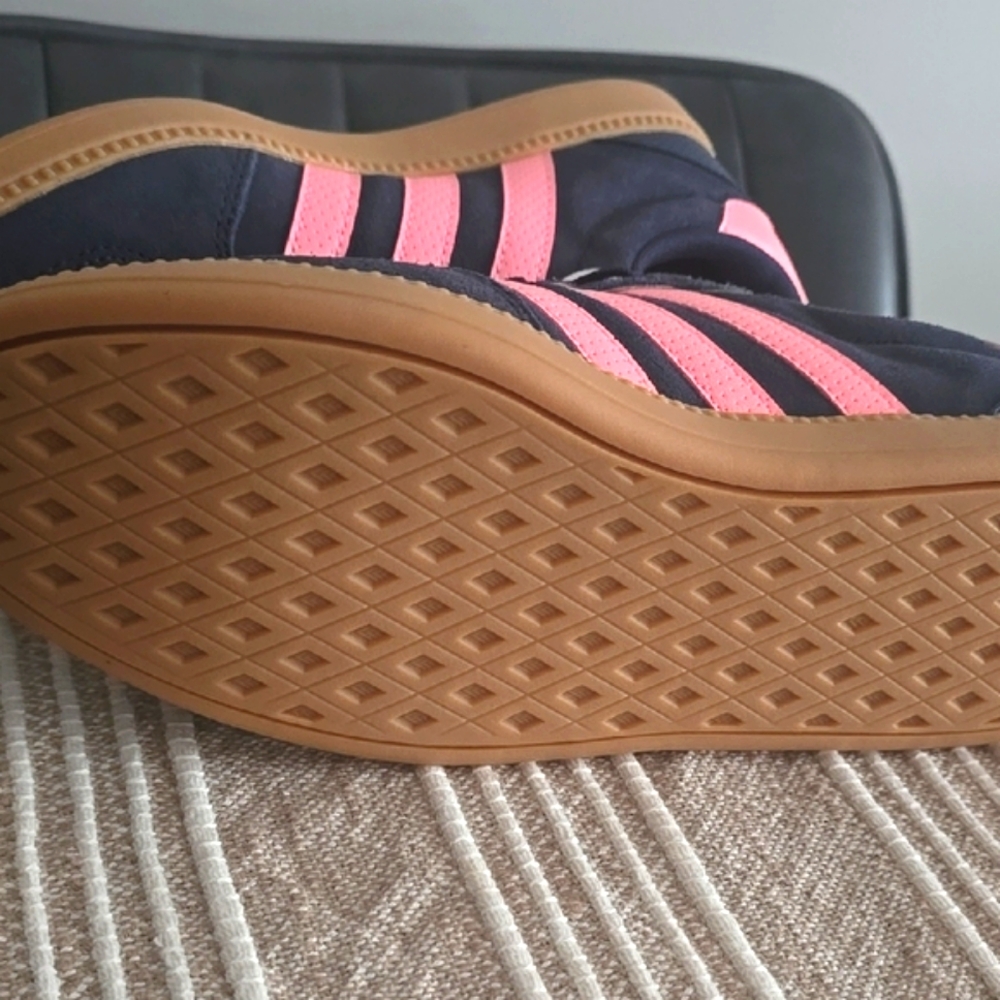 Adidas Blue and Pink Sneakers - Picture 6 of 7